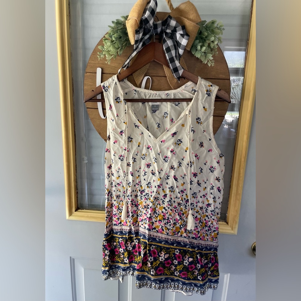Old navy sleeveless top
